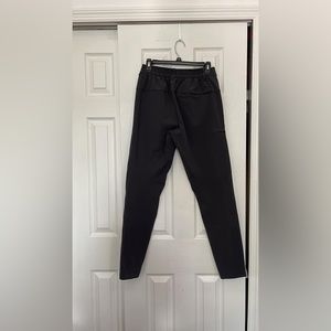 Lululemon Men’s Pants - Size 28 - Obsidian